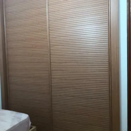 Elegante Vivienda En *